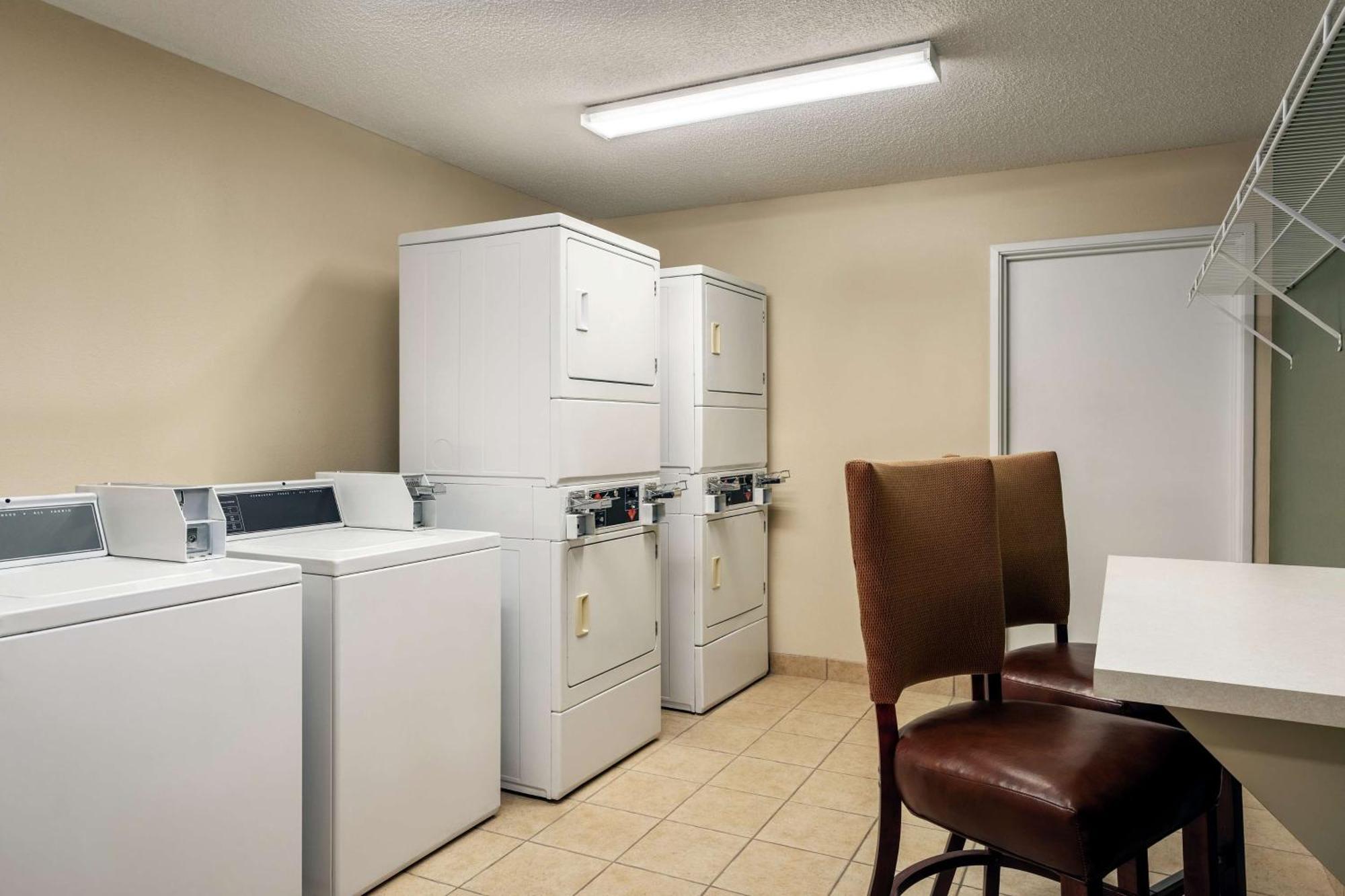 Homewood Suites By Hilton Erie Kearsarge Dış mekan fotoğraf