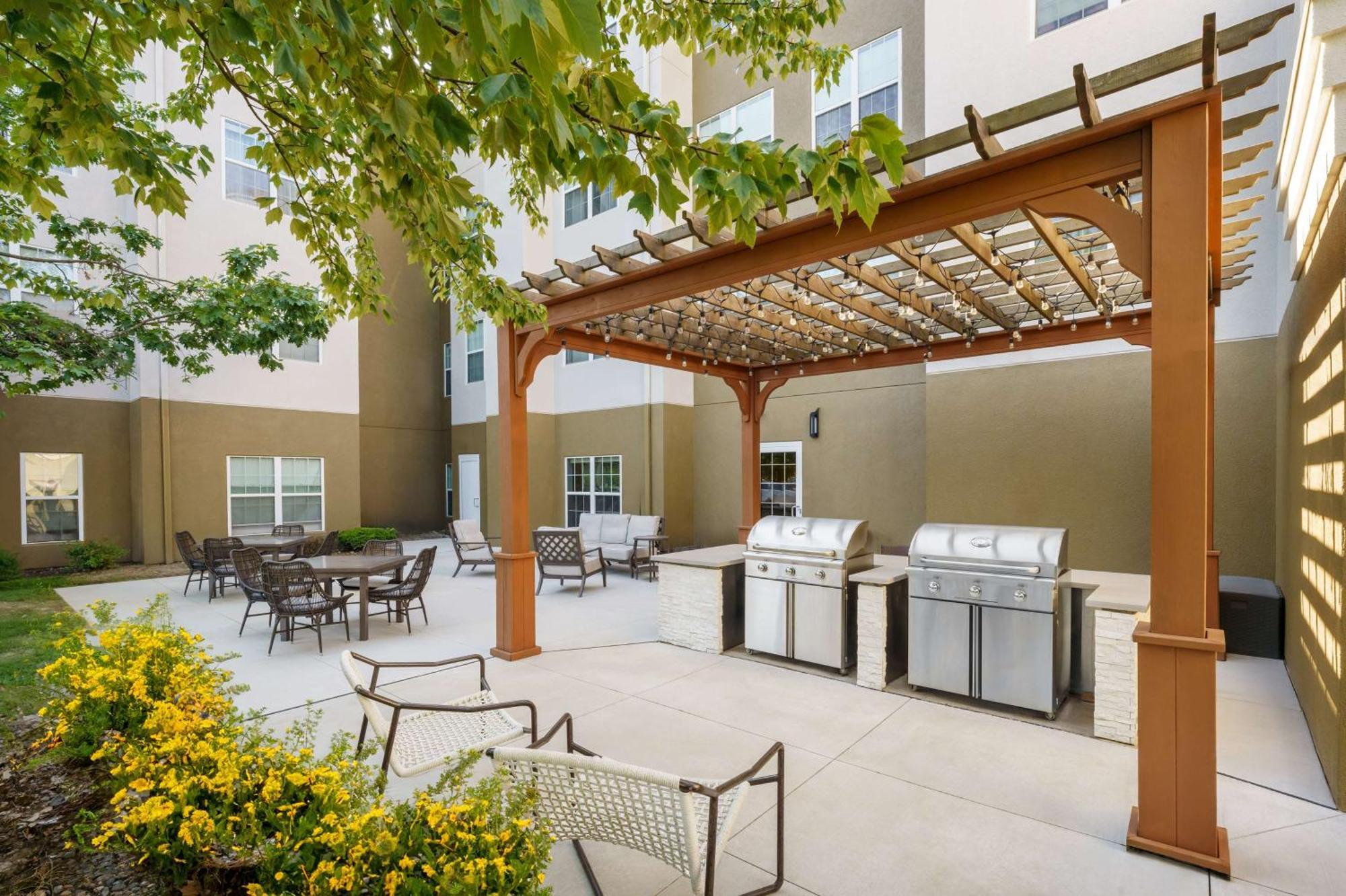 Homewood Suites By Hilton Erie Kearsarge Dış mekan fotoğraf