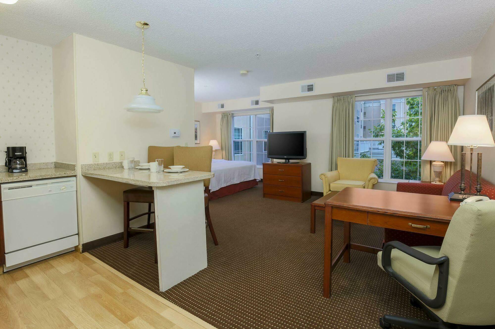 Homewood Suites By Hilton Erie Kearsarge Dış mekan fotoğraf